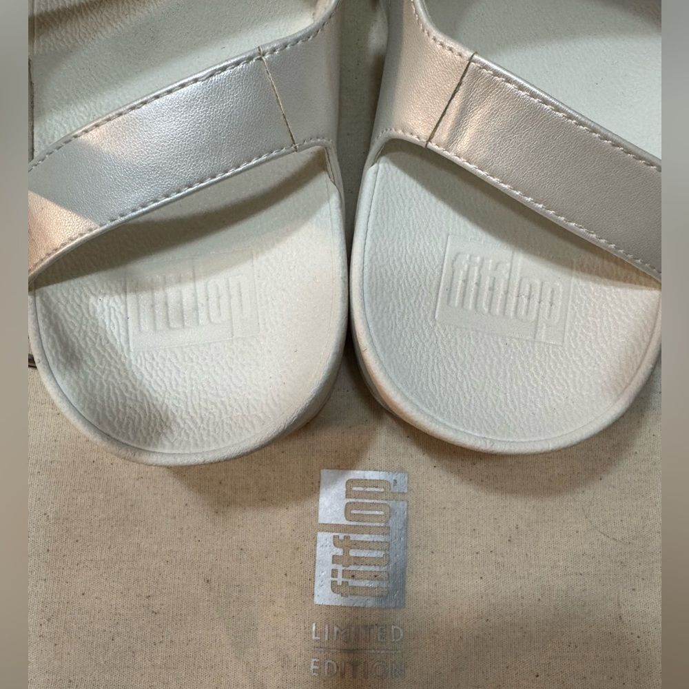 FitFlop Lulu Crystal Embellished Back-Strap Sandals in Crème Size 10 - Picture 5 of 11